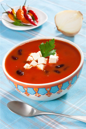 Рецепт томатного супа по-андалузски: приготовление и особенности