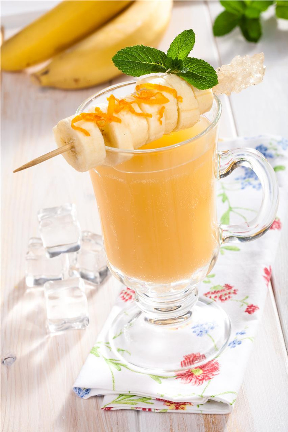 Банановый коктейль с лимоном