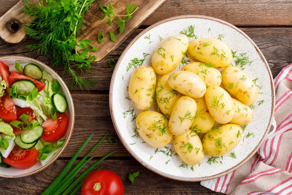 Как правильно варить картофель: 5 известных и самых простых рецептов