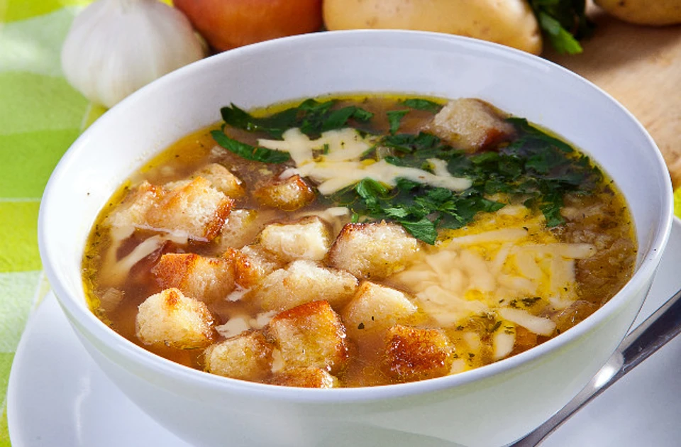 Можно ли добавлять чеснок в суп. Чеснок (измельченный). Можно ли добавлять чеснок в суп. Чесночный суп «айго-булидо». Суп с чесноком.