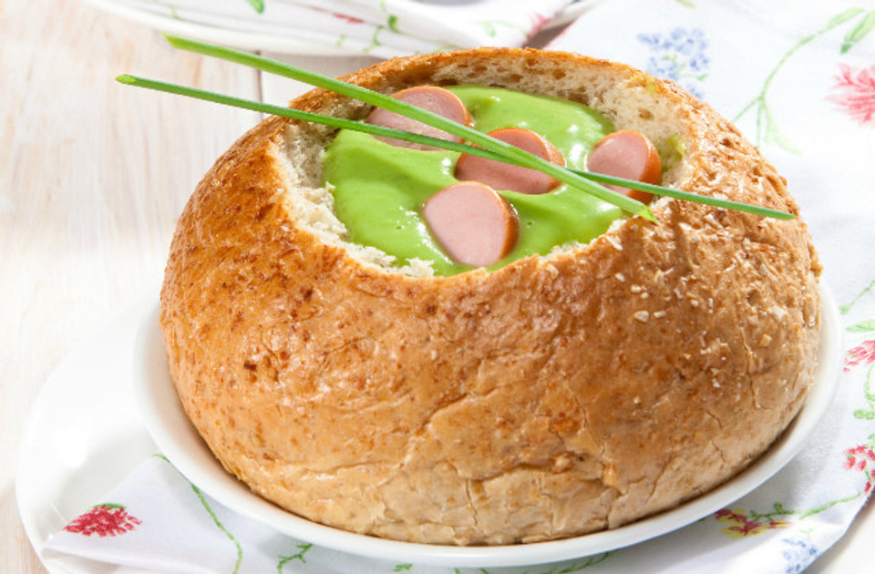 Картофельный суп в хлебе
