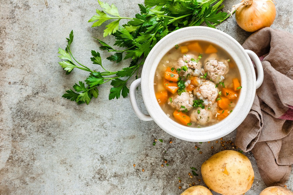 Как готовить суп с фрикадельками в мультиварке: 7 рецептов на любой вкус
